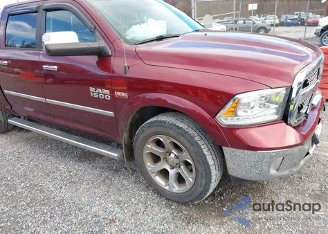 2017 Ram 1500 Laramie z USA, uszkodzony, nr VIN 1C6RR7NT8HS547372